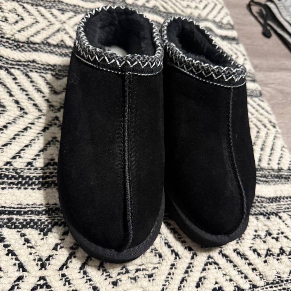 UGG Women's Black Slippers.